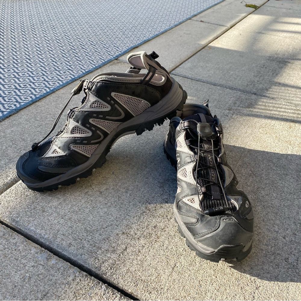 Salomon techamphibian hiking shoes men’s US 9 gray black trail running mesh